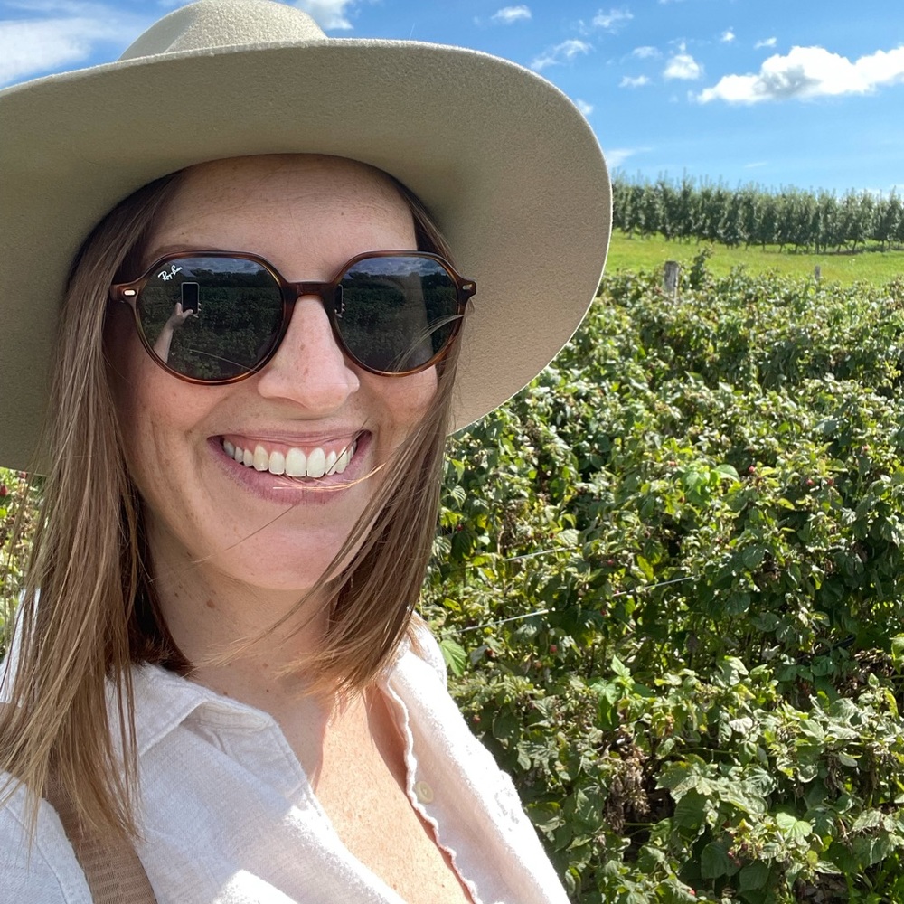 Meet your Posher, Megan